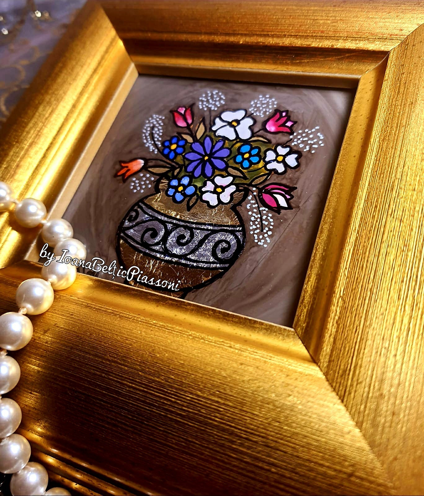 Flowers and Shine on Glass: The Vessel of the #PiassoniArt Collection
