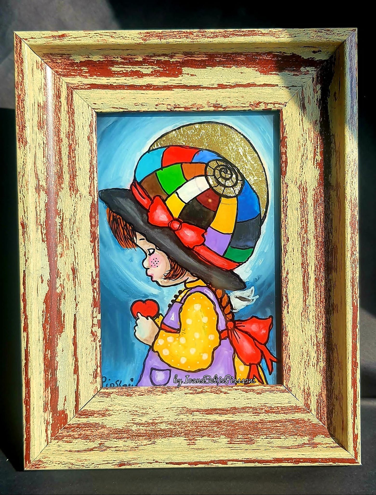 Color and delicacy:the angel with a heart of gold
