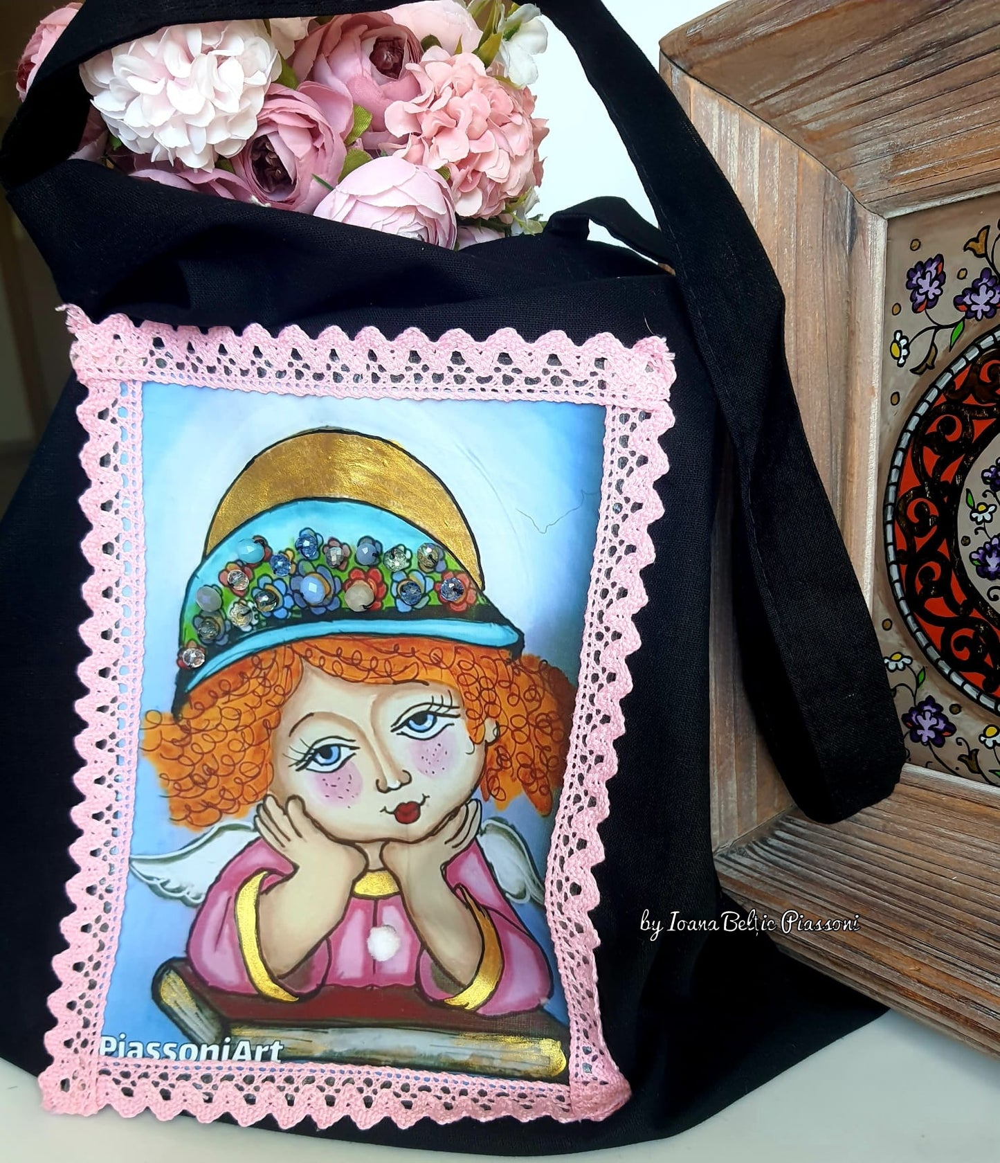 Cotton, Lace and Angel: Style and Art in One Bag!