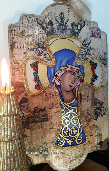 Icon on Glass: Elegance and Faith in a Unique Work 