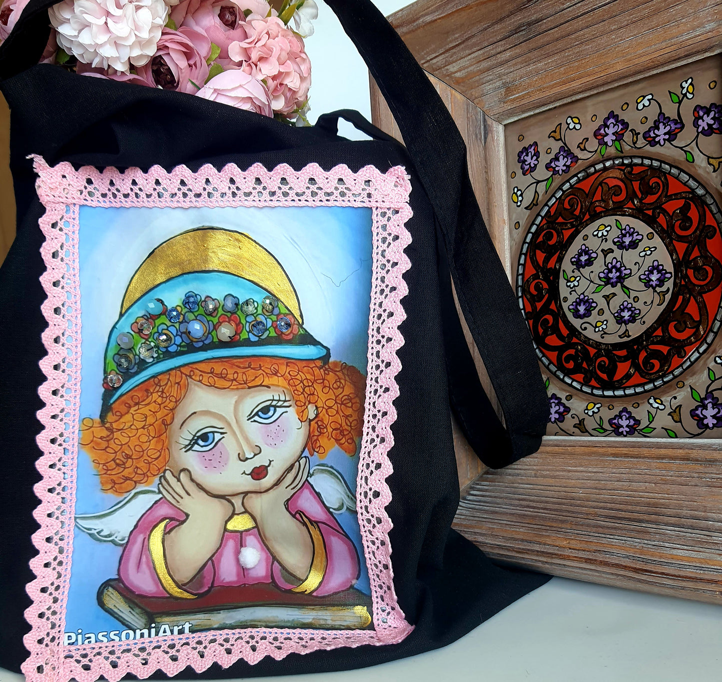 Cotton, Lace and Angel: Style and Art in One Bag!